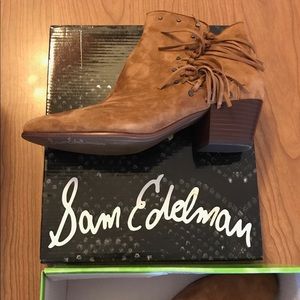 Sam Edelman suede fringe boots size 8 new in box!